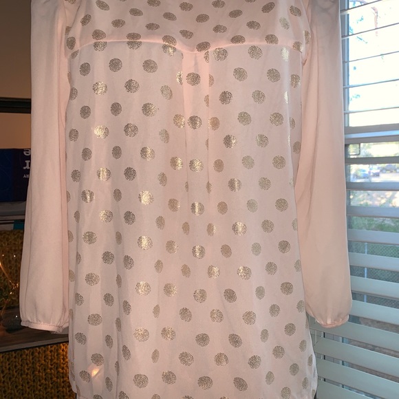 “PRETTY IN PINK” 🎀✨ Pink Polka Blouse - Picture 4 of 5